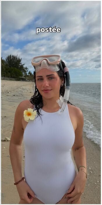 Full leaked Rose thr page private photo