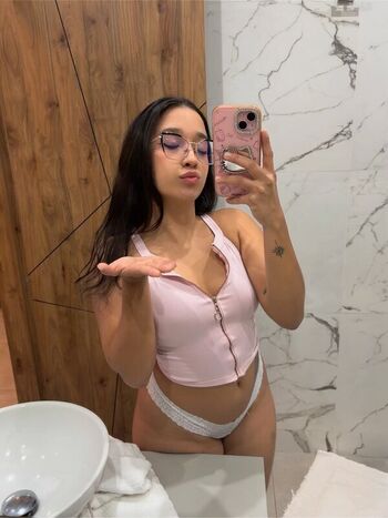 Rosiebaee