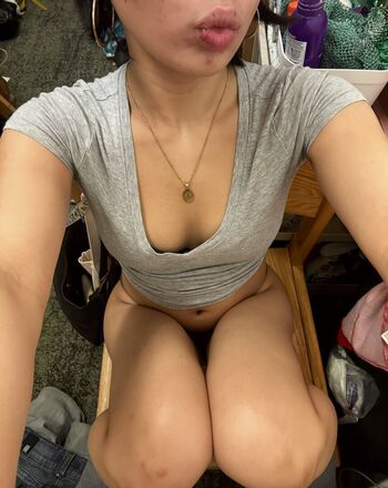 Full leaked Rosyyyesme private photo