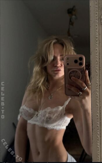 Full leaked Rotnelchen private photo