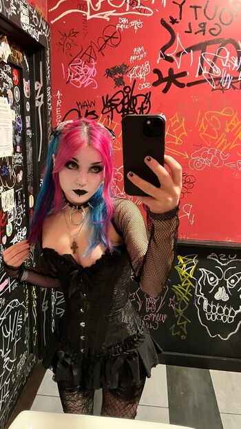 Full leaked Rottedgoth private photo