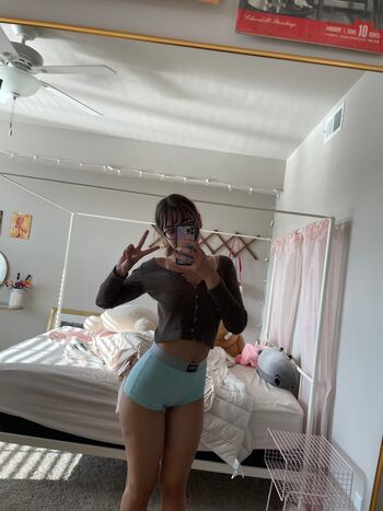 Full leaked Rowsvee private photo