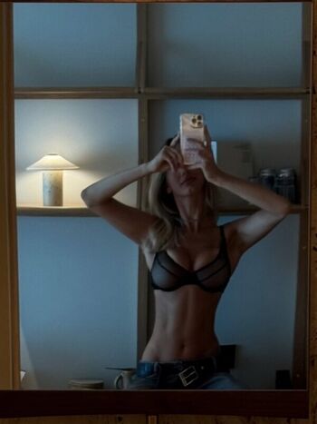 Full leaked Roxolana kushniruk private photo