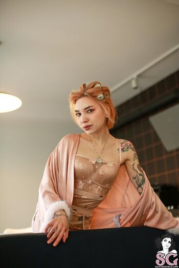 Full leaked Roxy loov page private photo