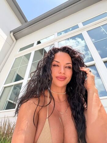 Full leaked Roxyqueflexx private photo