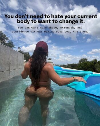 Full leaked Roxyqueflexx private photo