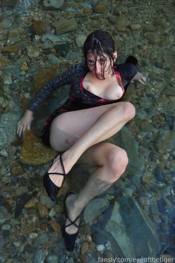 Full leaked Roxyrose page private photo