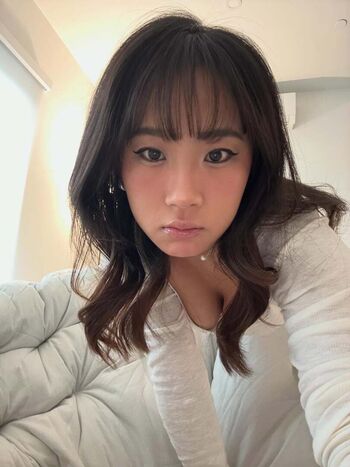 Full leaked Rubyzhu page private photo