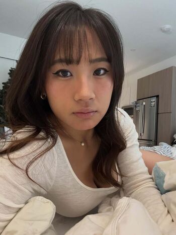Full leaked Rubyzhu page private photo