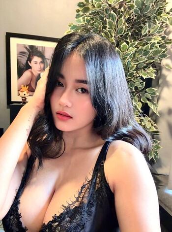 Full leaked Ruth austria page private photo