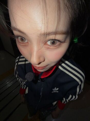 Full leaked Ryujin page private photo