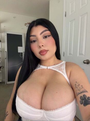 Full leaked S liz private photo