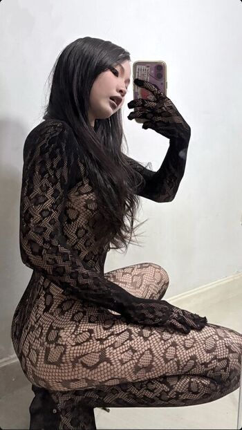 Full leaked S suikaa private photo