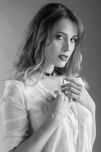 Full leaked Sadie gray page private photo