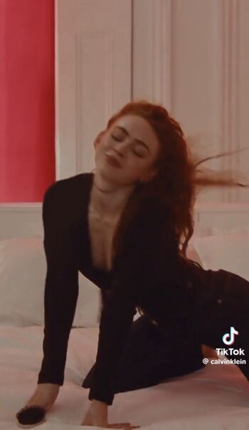 Full leaked Sadie sink page private photo