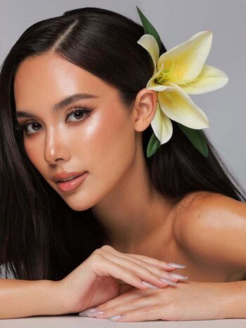 Saffron Maya Snook