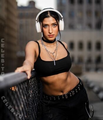 Full leaked Sahani singh private photo