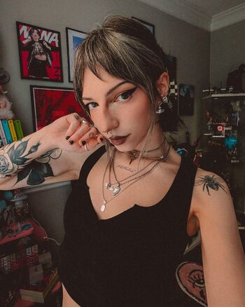 Full leaked Sailorbeeee private photo
