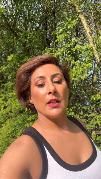 Full leaked Saira khan page private photo