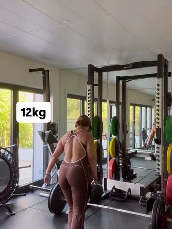 Full leaked Saira khan private photo