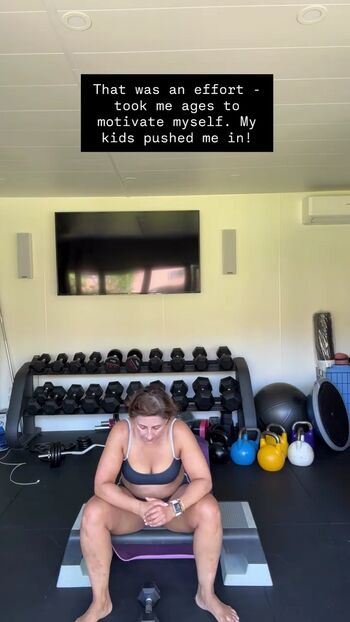 Full leaked Saira khan private photo