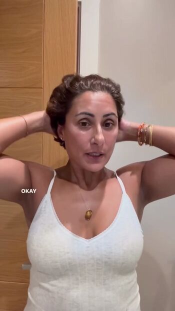 Saira Khan
