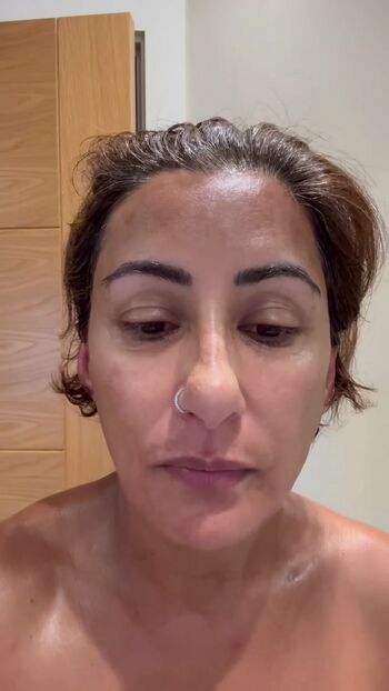 Full leaked Saira khan page private photo