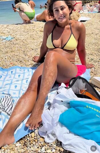 Full leaked Saira khan private photo