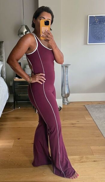 Full leaked Saira khan private photo