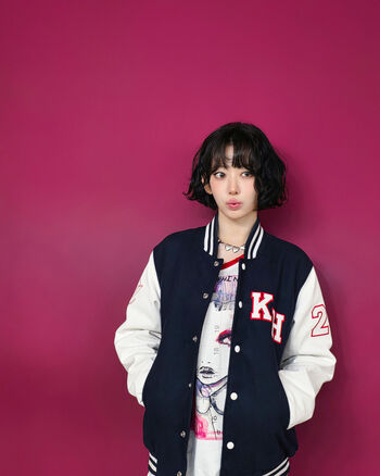 Sakura Miyawaki 宮脇 咲良