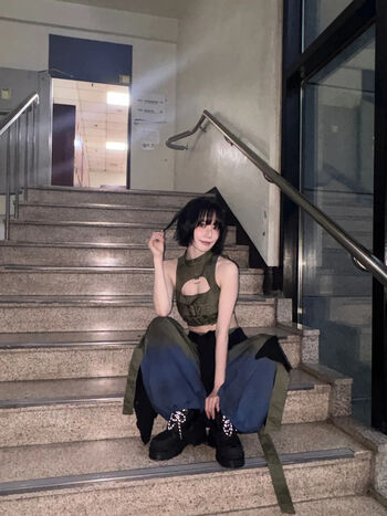 Sakura Miyawaki 宮脇 咲良