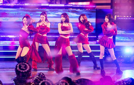 Sakura Miyawaki 宮脇 咲良