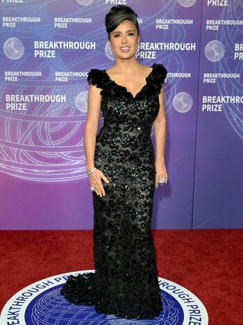 Full leaked Salma hayek private photo