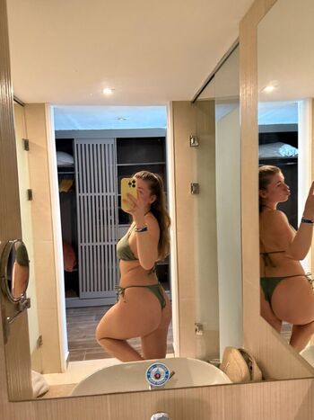 Full leaked Samantha s library private photo