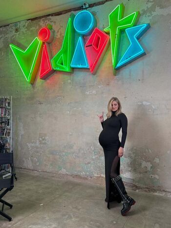 Full leaked Samara weaving page private photo