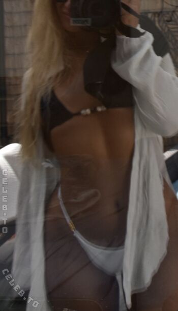 Full leaked Sambuttdifferent private photo