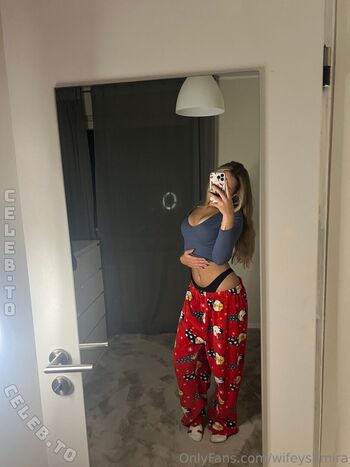 Full leaked Samira fee private photo