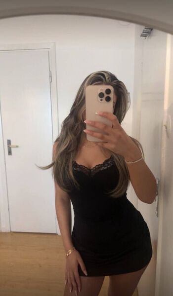 Full leaked Sanddra h private photo