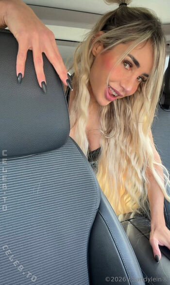 Full leaked Sandylein private photo