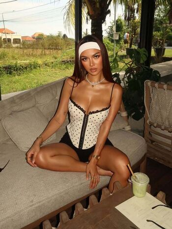 Full leaked Sanly liu private photo