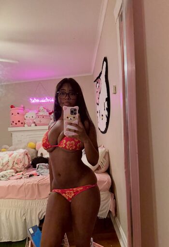 Full leaked Santassweetest private photo