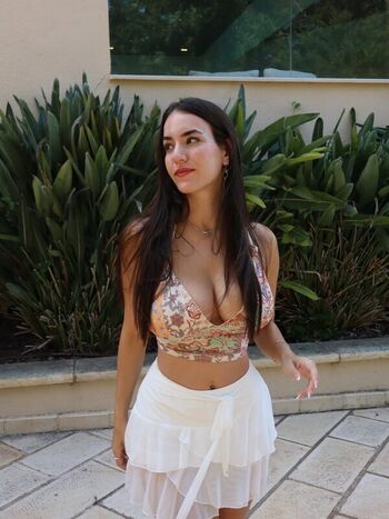 Full leaked Sara avni private photo