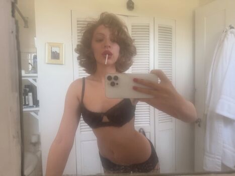 Full leaked Sara king private photo