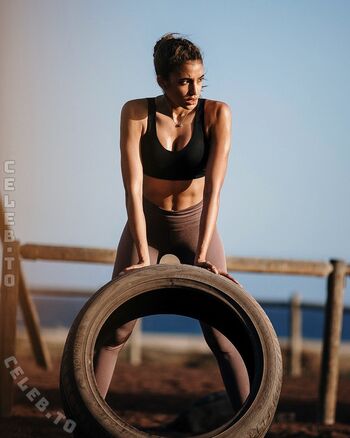 Full leaked Sara leutenegger private photo