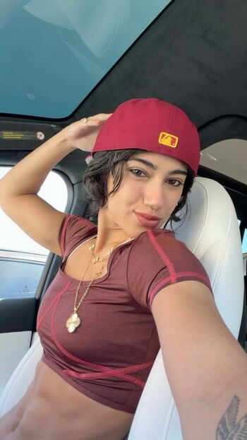 Full leaked Sara saffari page private photo
