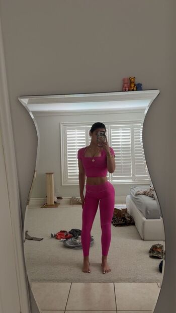 Full leaked Sara saffari page private photo