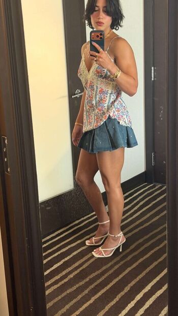 Full leaked Sara saffari private photo