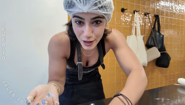 Full leaked Sara saffari page private photo