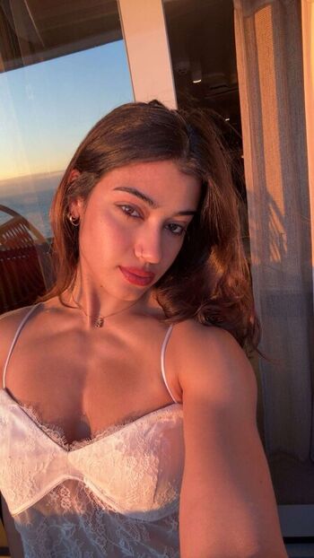 Full leaked Sara saffari page private photo