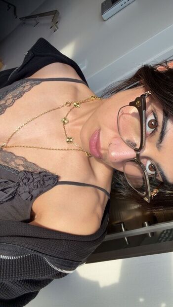 Full leaked Sara saffari page private photo